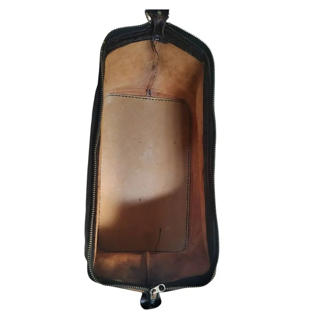 Vintage Bosca “Utili-Kit” USA Made Leather Dopp Kit / Shaving Travel Bag Toiletr